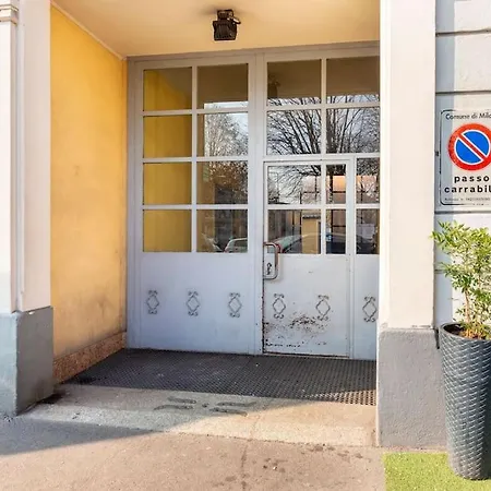 Apartman Modern In Next To Metro M5 - Sarca 73 *