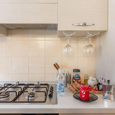 Modern In Next To Metro M5 - Sarca 73 Apartman